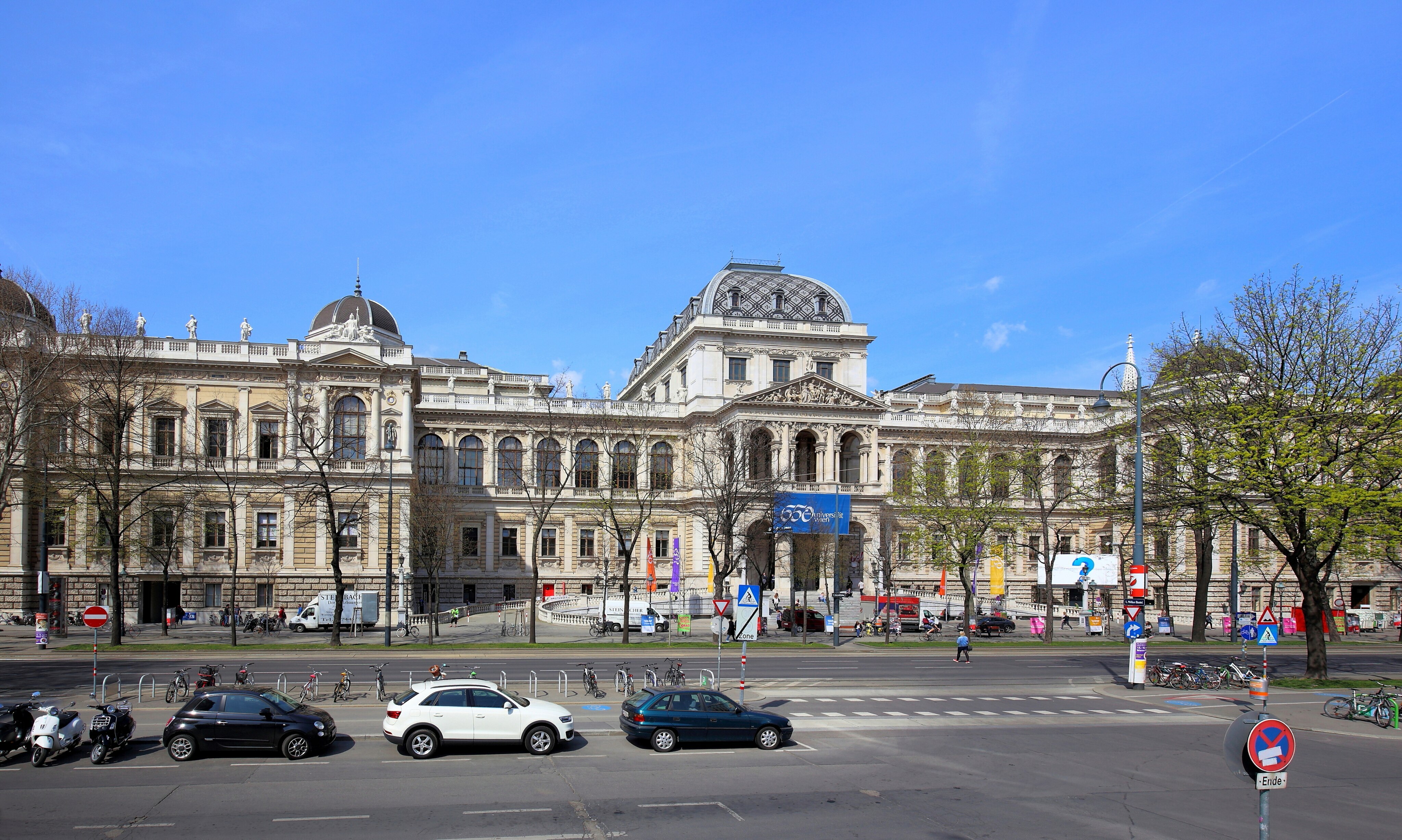 Facade of the main building of the University of Vienna on the Universitätsring in the Austrian capital Vienna. The university building was constructed from 1877 to 1884 according to plans by the architect Heinrich von Ferstel.